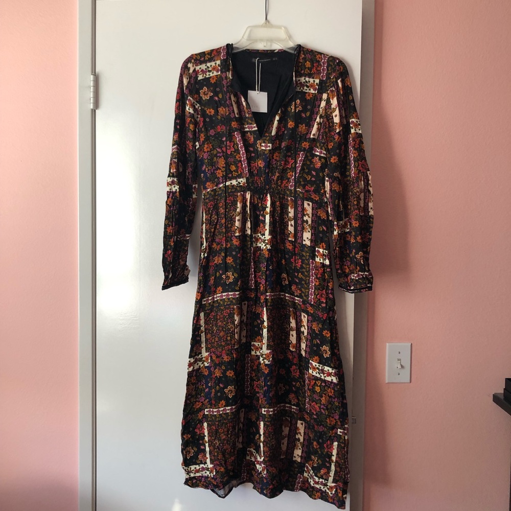 ZARA - black floral long sleeve dress (size xs)